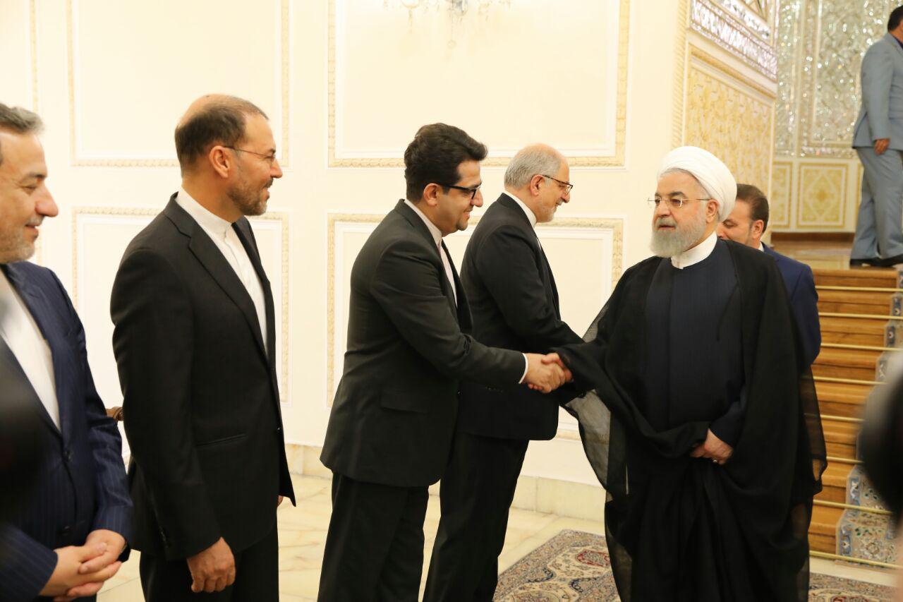 دیدار روحانی با ظریف در وزارت خارجه