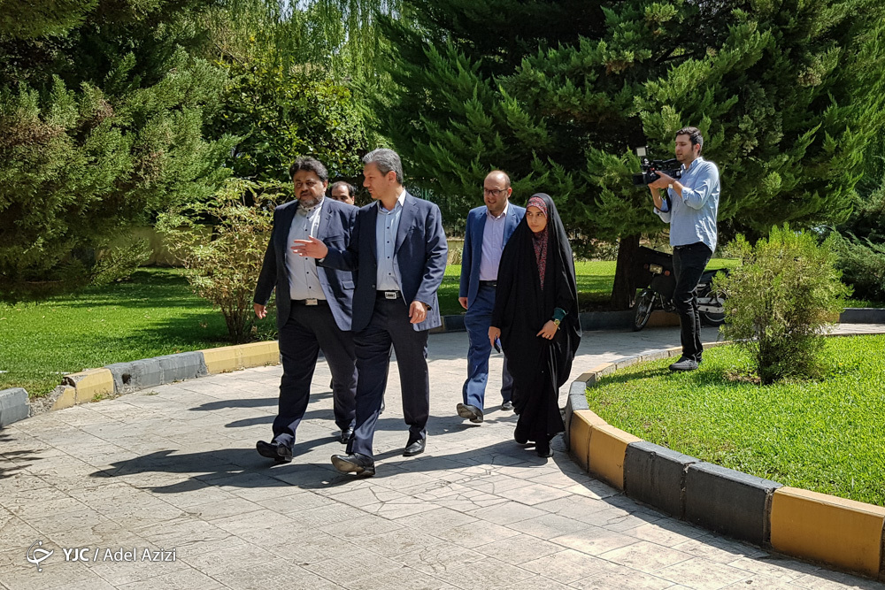 مشاور معاون اول رئیس&zwnj;جمهور از باشگاه خبرنگاران جوان بازدید کرد