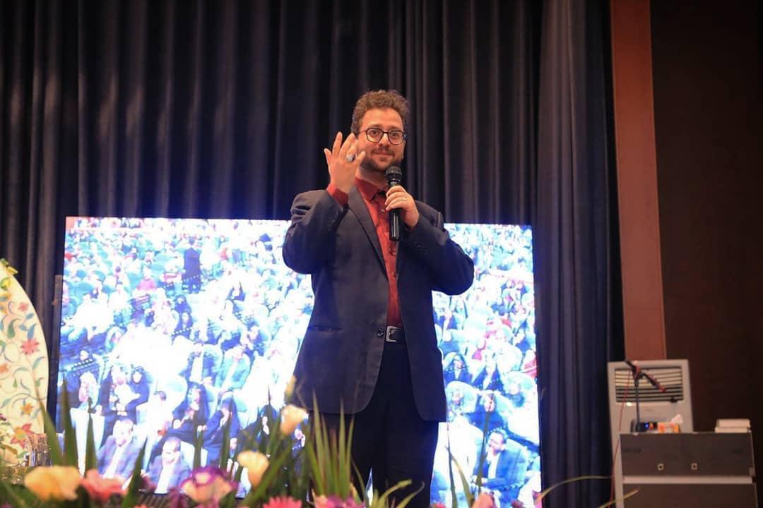 حضور داور عصر جدید در یک عروسی مختلط + تصاویر