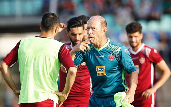 ناکامی پرسپولیس در جذب مهاجم/ گزینه سوم طلسم را می&zwnj;شکند؟