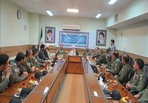 دیدار فرمانده هوانیروز ارتش جمهوری اسلامی ایران با امام جمعه کرمانشاه