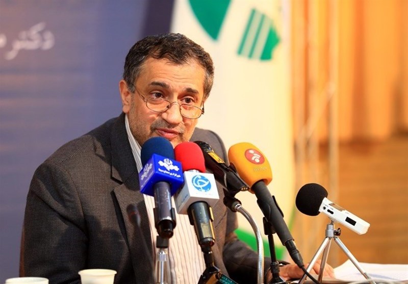 همتی/دولت برای واردات خودروهای هیبریدی تمایلی نشان نمی&zwnj;دهد/ ورود موتوری سیکلت&zwnj;های رسوبی به چرخه مصرف با مزایده گذاشتن