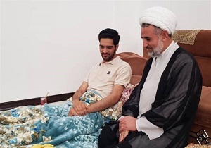 مسئولان به خبرنگاران و عکاسان توجه بیشتری داشته باشند