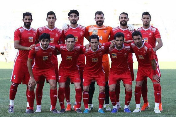 مهاجم مد نظر پرسپولیس صلاحیت حضور در فوتبال ایران را ندارد