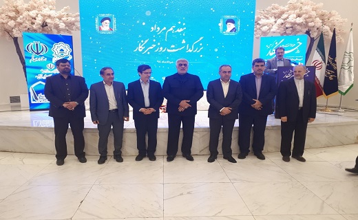 به تمام مدیران اجرایی تکلیف میکنم در دسترس خبرنگاران باشند
