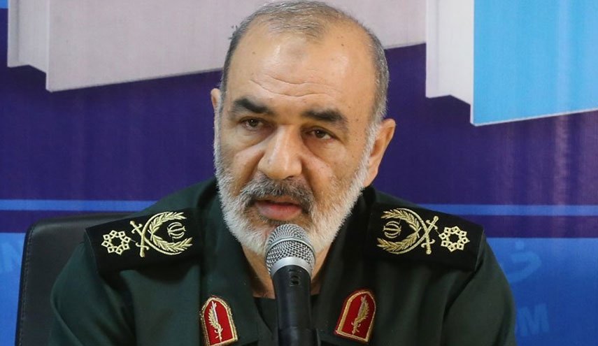 شاهد افول تمدن ویرانگر دشمن در مغرب عالم هستیم