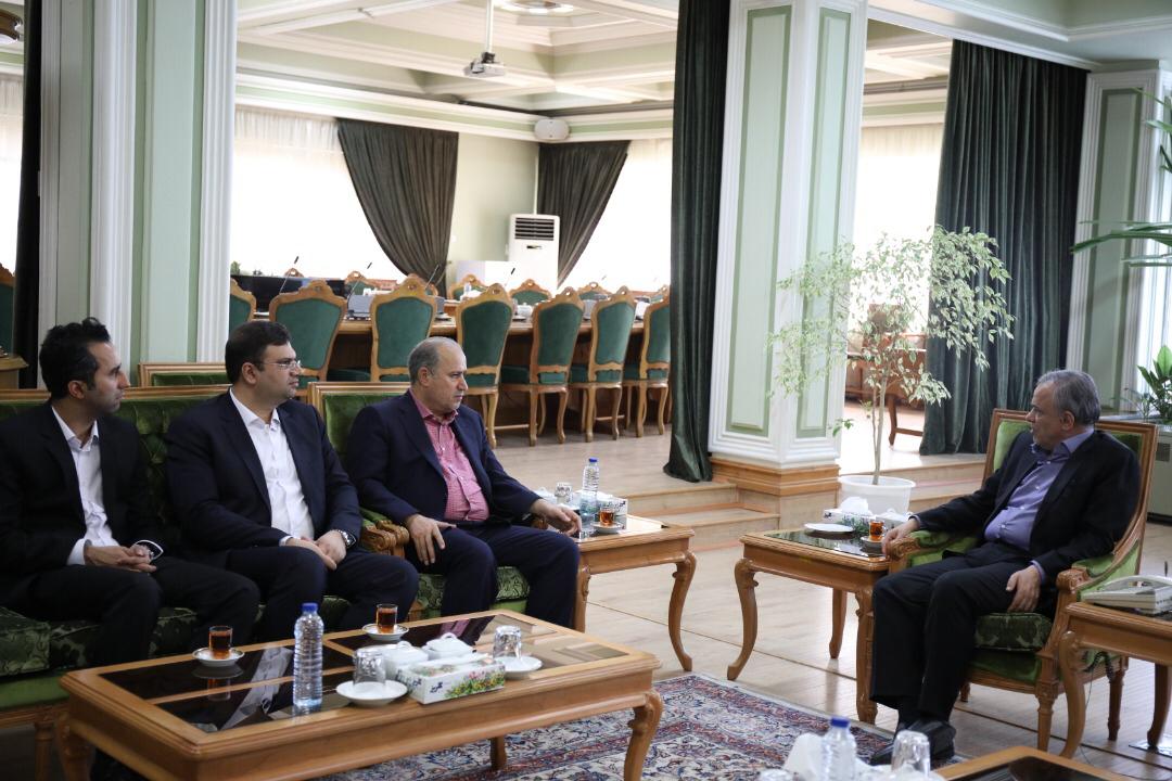 رئیس فدراسیون فوتبال با استاندار خراسان&zwnj;رضوی دیدار و گفتگو کرد