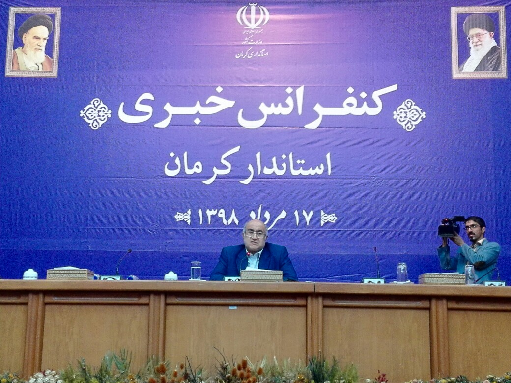 حضورخبرنگاران تخلفات مدیران را کم می کند/۲۵۰۰پروژه در دست انجام در کرمان