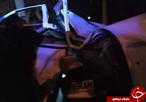 واژگونی یک خودرو بعد از مرکز خرید اروند