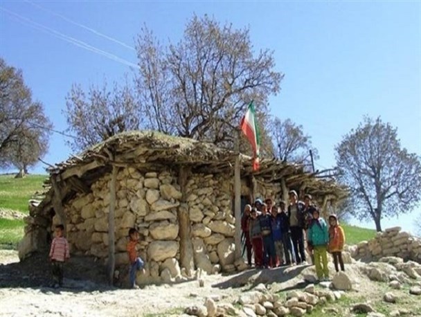 مدارس سنگی خراسان شمالی امسال برچیده می‌شوند