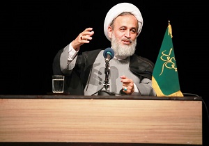 امامان معصوم (ع)  به تمامی انسان ها محبت و توجه دارند