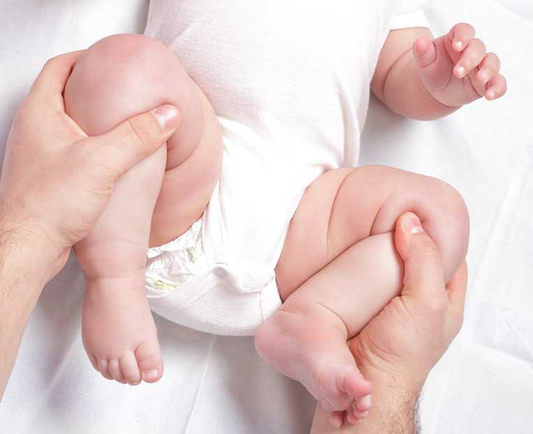 آموزش از پوشک گرفتن کودک + نکات ضروری