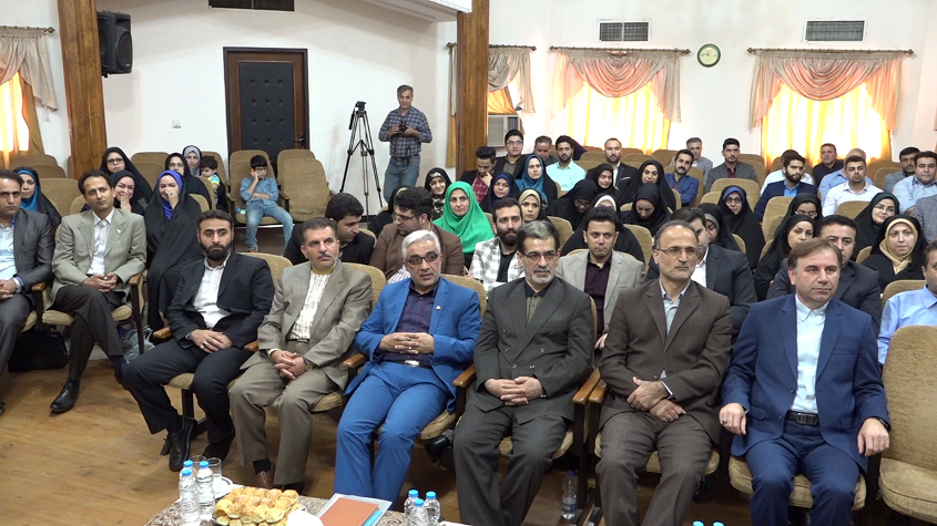 از خبرنگاران و دست اندرکاران خبر صداوسیما گیلان تجلیل شد