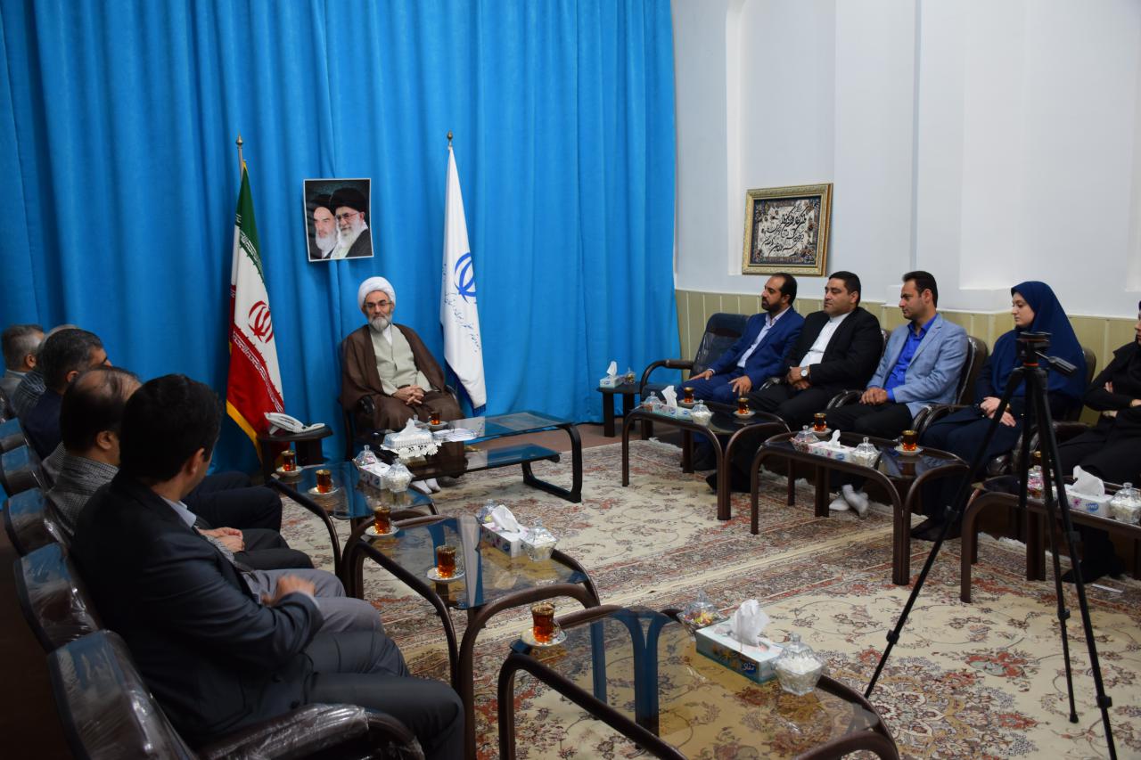 جهاد دانشگاهی پژوهش را بر آموزش مقدم بدارد