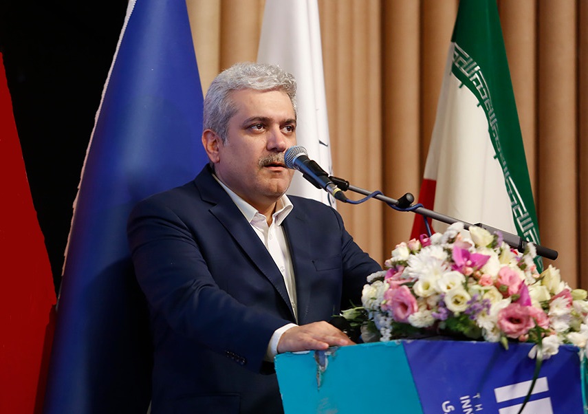 باید در مقابل تفکر واردات‌چی ایستادگی کنیم/ فروش محصول خارجی ارزان برای نابودی صنعت داخلی