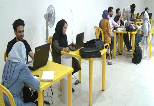 کارگاه دو روزه طراحی پوستر امام رضا(ع) در اراک