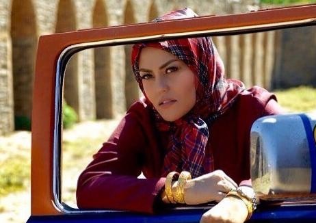 بازیگر علی البدل &laquo;گوشتان با من است&raquo; را روی صحنه می&zwnj;برد