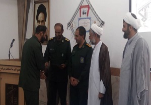 انقلاب اسلامی خاری در چشم دشمنان اسلام و آمریکا است