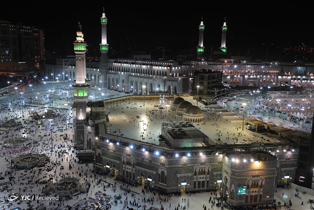 آیا فرشتگان حج دارند؟