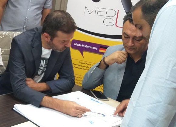ثبت قرارداد سرمربی استقلال در هیئت فوتبال/ نه قاطع استراماچونی به خبرنگاران