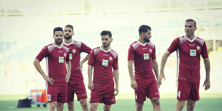 پرسپولیسی‌ها چهارشنبه به هیئت فوتبال می‌روند/ کاپیتان‌های پرسپولیس در بوشهر