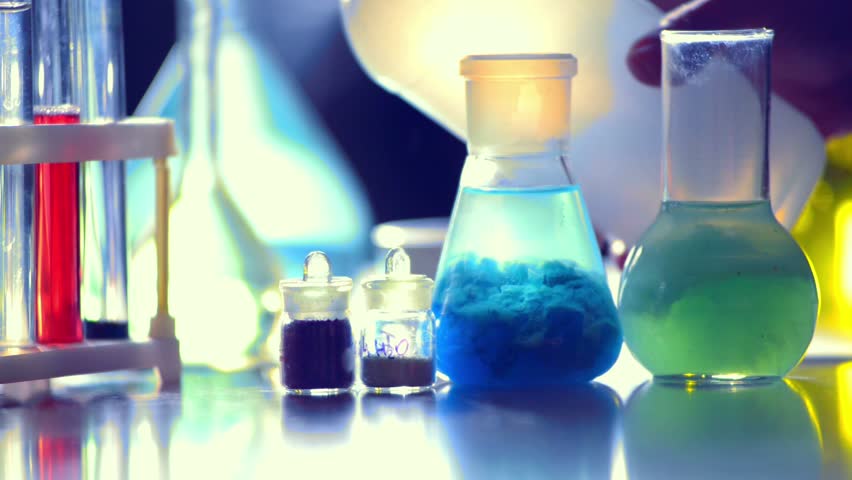 استفاده از خدماتی آزمایشگاهی تا سقف ۲ میلیون تومان برای محققان پسادکتری