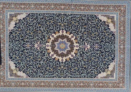 طراحی وتولید بزرگترین فرش ماشینی جهان در اصفهان