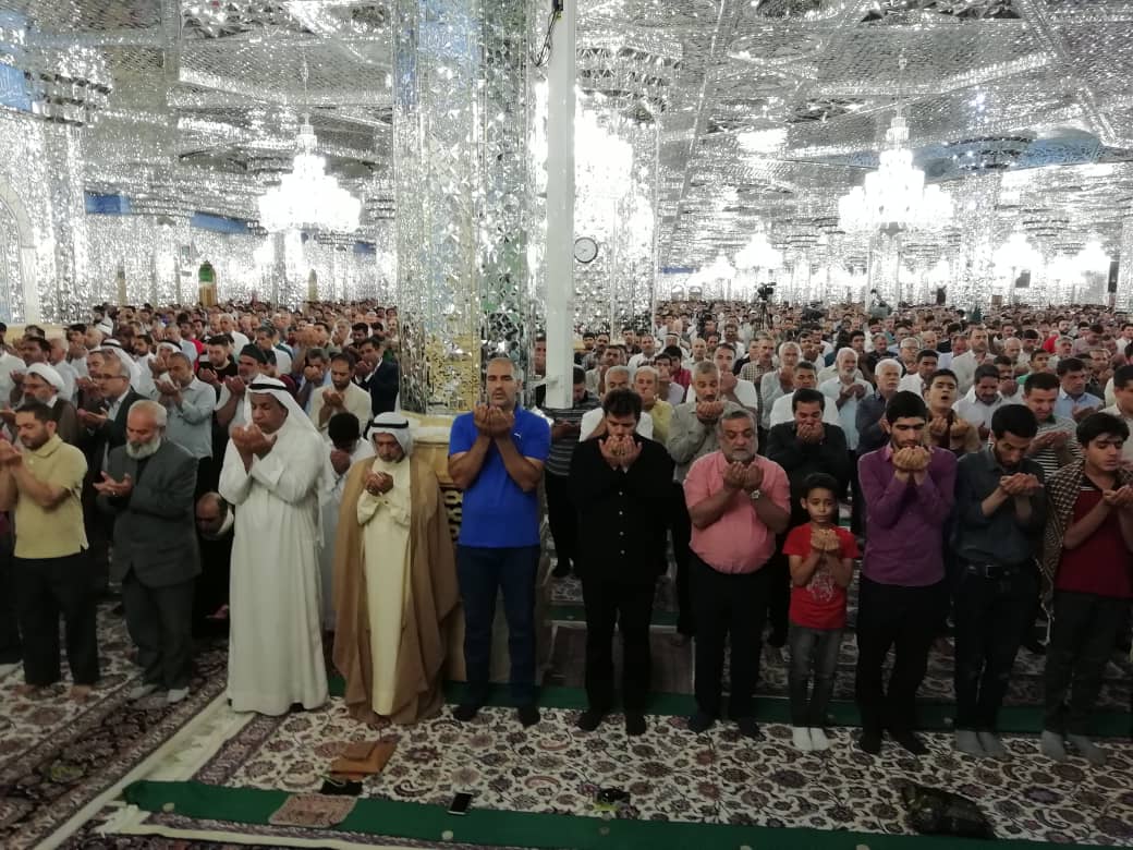برپایی نماز بندگی در بارگاه منور رضوی/ نماز عید قربان در حرم مطهر رضوی برگزار شد + تصاویر