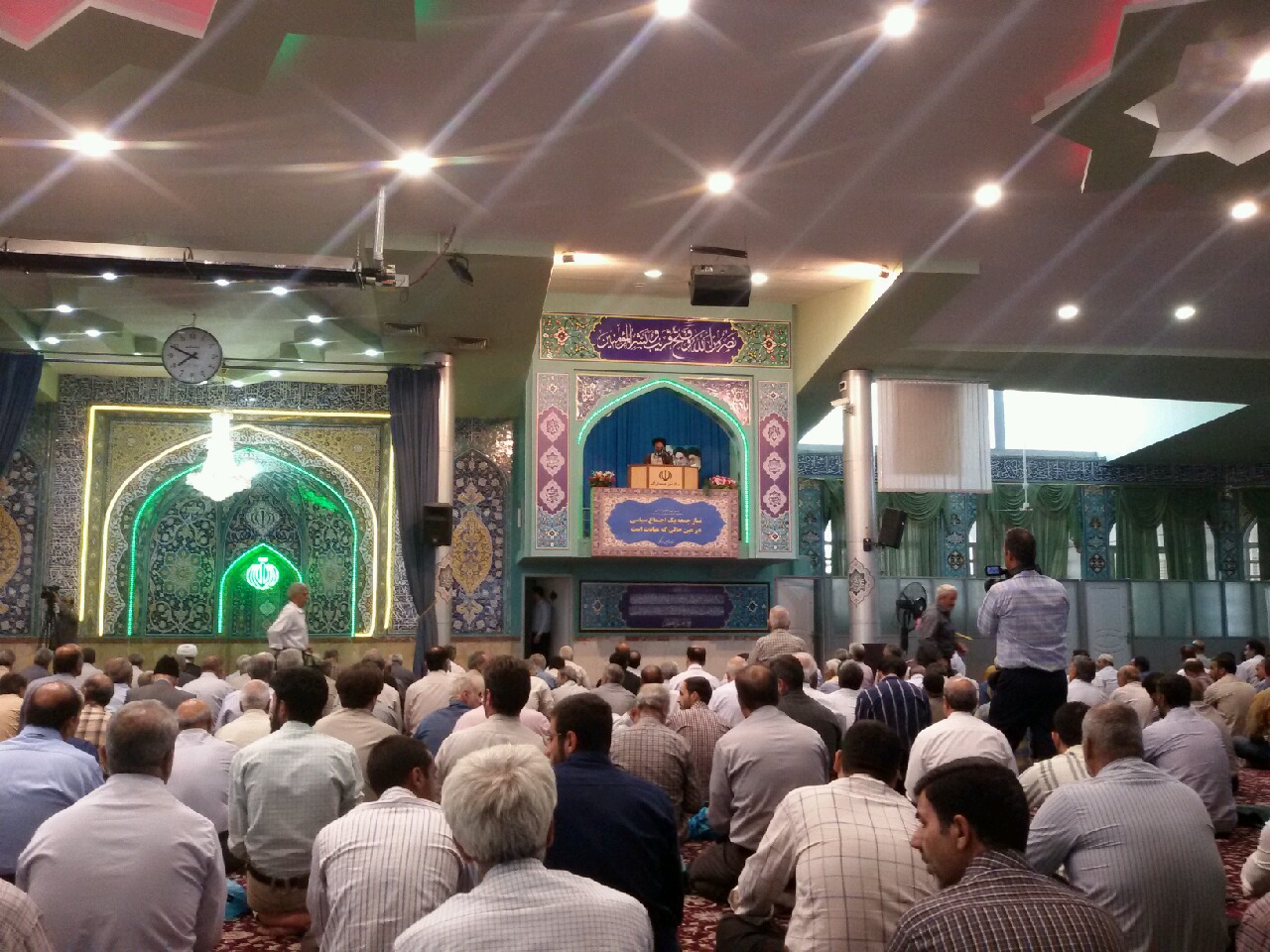 شادی و نشاط در اسلام/ انسان باید در همه&zwnj;ی مسائل اهل تقوا باید