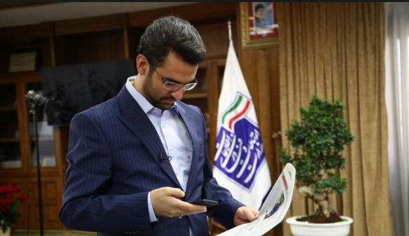 واکنش طنز و انتقادی کاربران به سوال عجیب وزیر ارتباطات / آره داریم آماده میشیم بریم اسنپ قسطارو جور کنیم +تصاویر