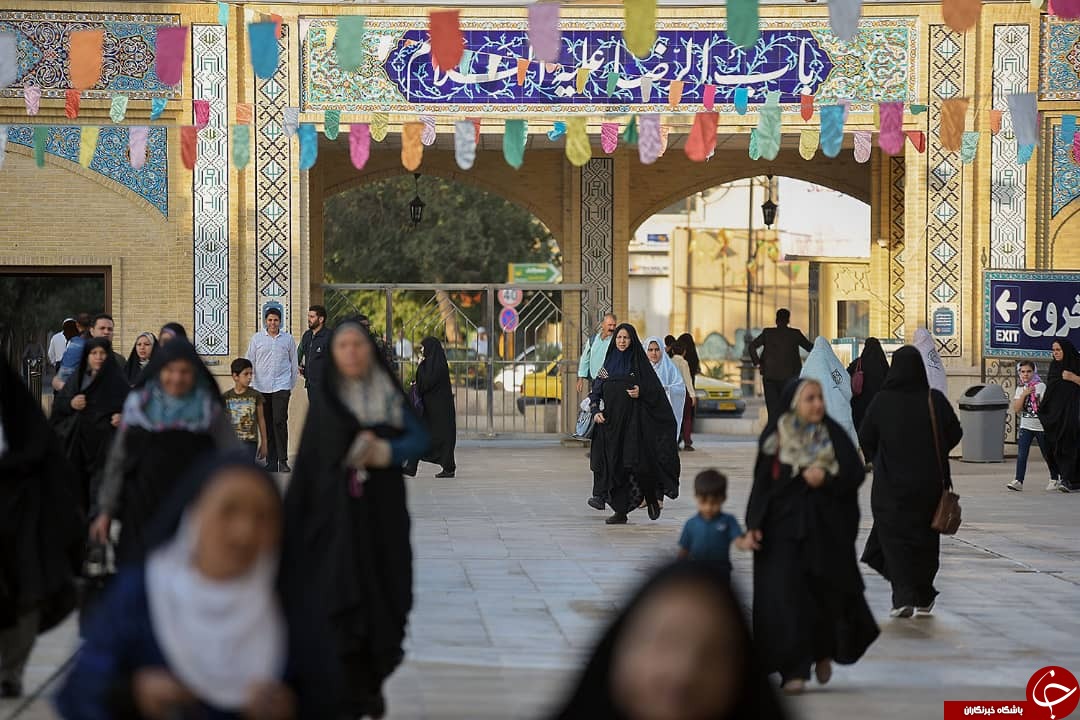 نماز عید سعید قربان در حرم شاهچراغ (ع) اقامه شد/امام جمعه شیراز: ولایت، روح دین است