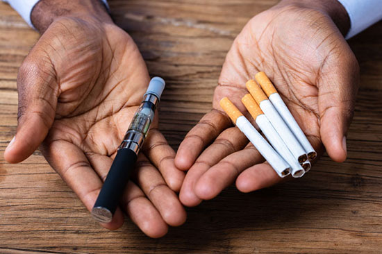سیگار الکترونیکی؛ بله یا خیر؟ سیگار الکترونیکی؛ بله یا خیر؟
