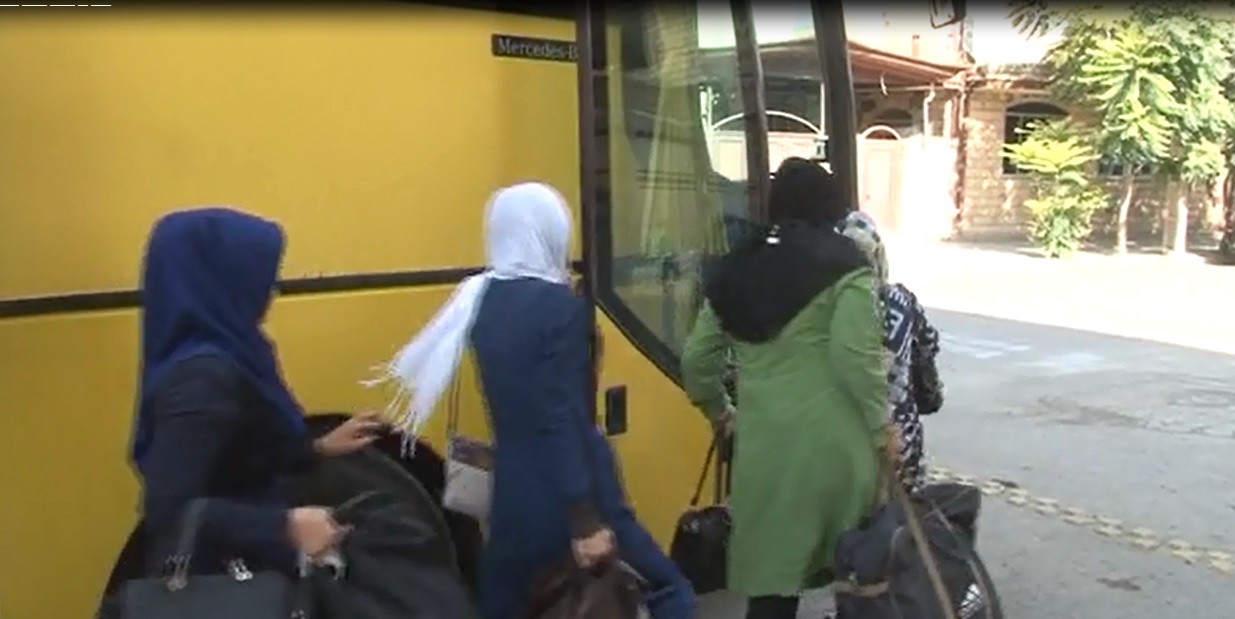 اعزام 100 زائر مددجو به مشهد مقدس