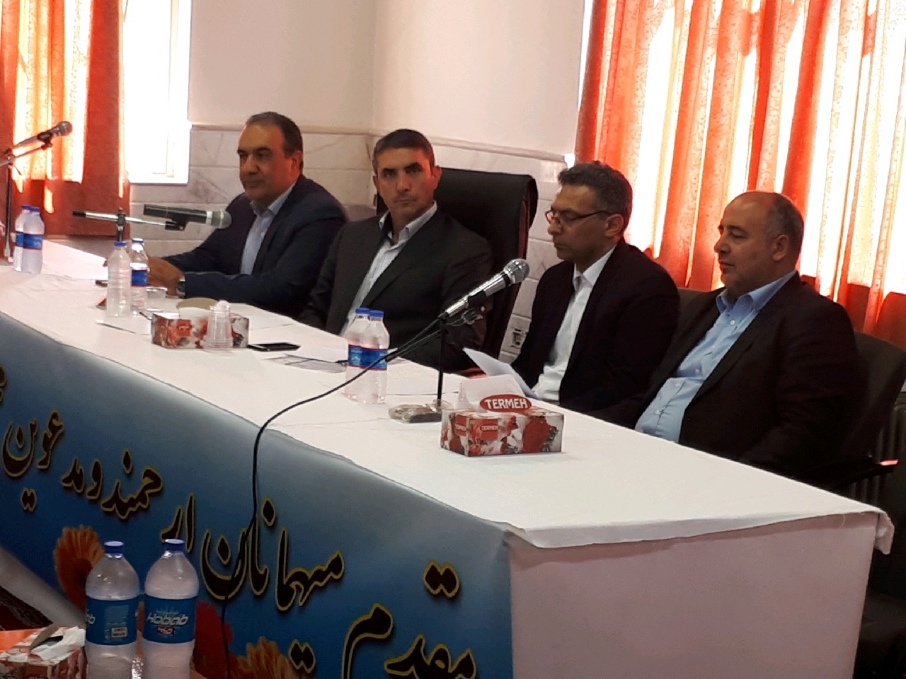 جلسه ستاد اقتصاد مقاومتی استان مرکزی در نوبران