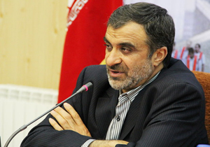 استقامت، شجاعت و همراهی مردم عامل عقب‌نشینی دشمن