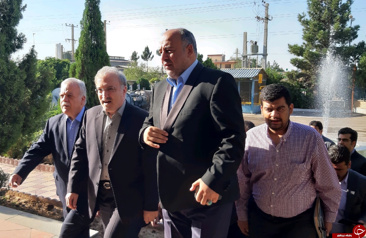 وزیر بهداشت وارد ساوه شد