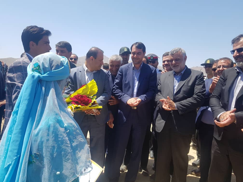 آغاز ساخت مجتمع گلخانه&zwnj;ای با حضور وزیر جهاد کشاورزی