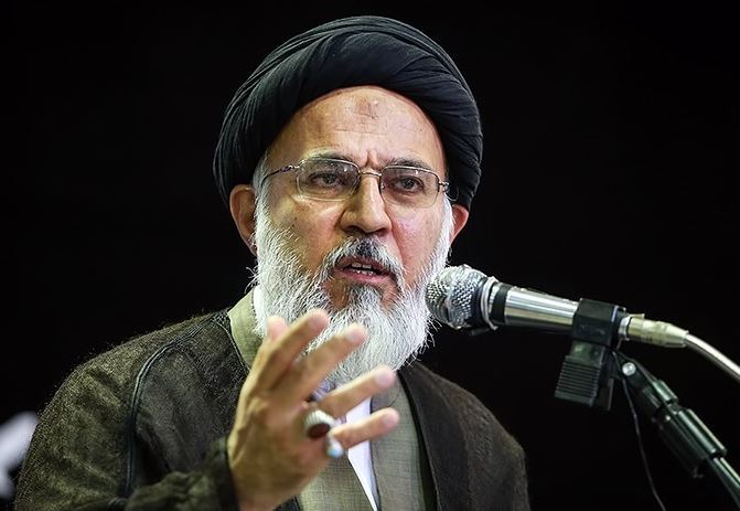 اربعین از بزرگترین مدخل‌های شکل گیری امت است/ مسلمانان می‌توانند هر دشمنی با هر سابقه‌ای را شکست دهند