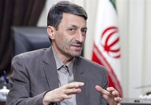 اهدای اسناد املاک علوی در روستای چنارلی مراوه‌تپه