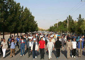 برگزاری همایش بزرگ پیاده روی خانوادگی در یزد