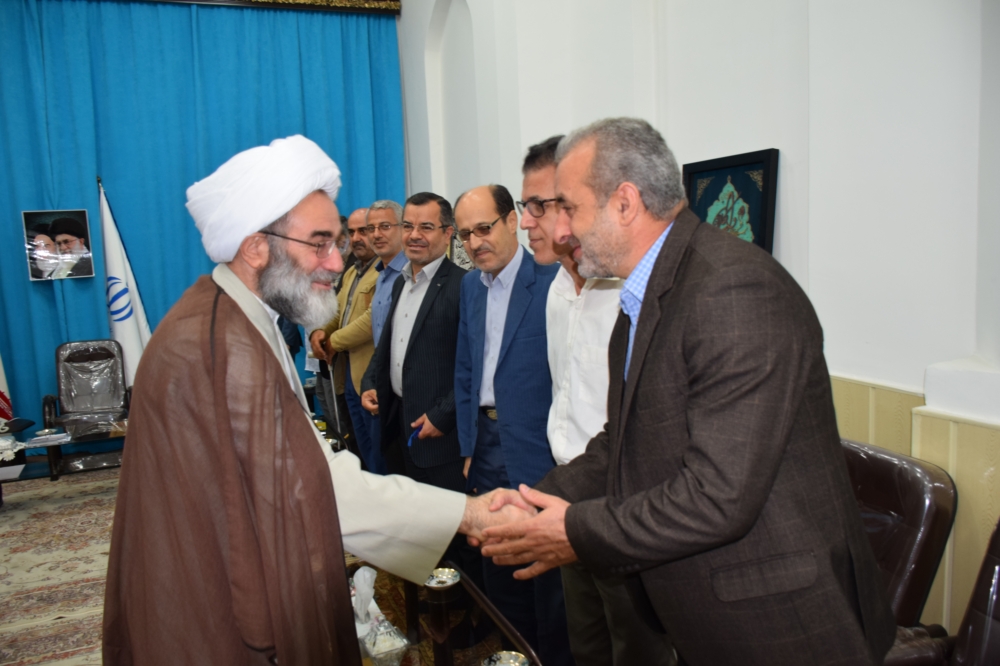 آزادگان کتاب معرفت، علم، آگاهی و استقامت هستند
