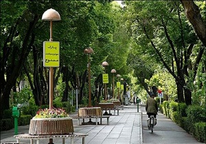 خودروهای برقی در چهارباغ اصفهان به حرکت در می آیند