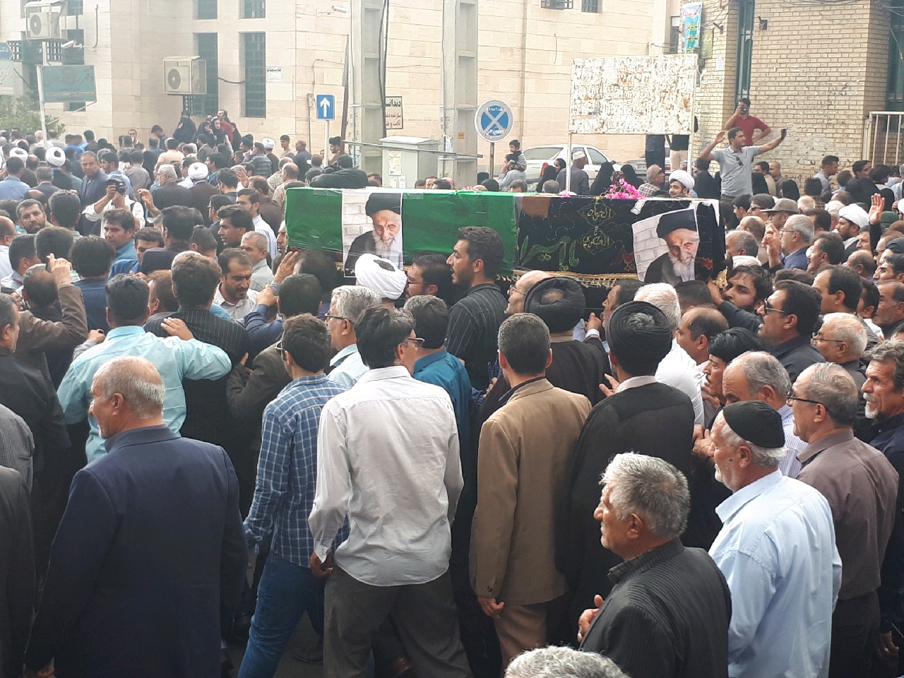 تشییع پیکر مطهر آمیر احمد تقوی در دهدشت