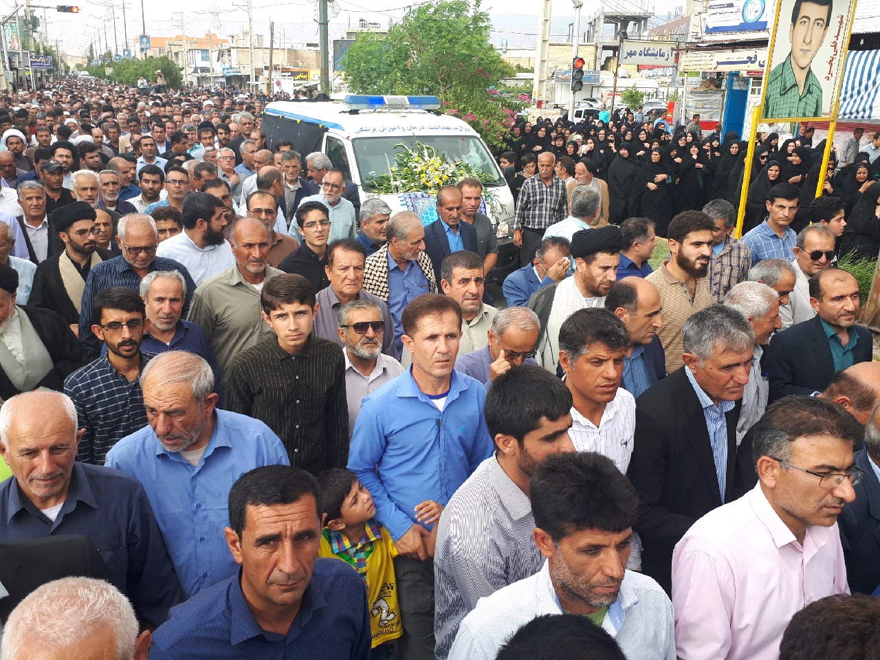 تشییع پیکر مطهر آمیر احمد تقوی در دهدشت تشییع پیکر مطهر آمیر احمد تقوی در دهدشت