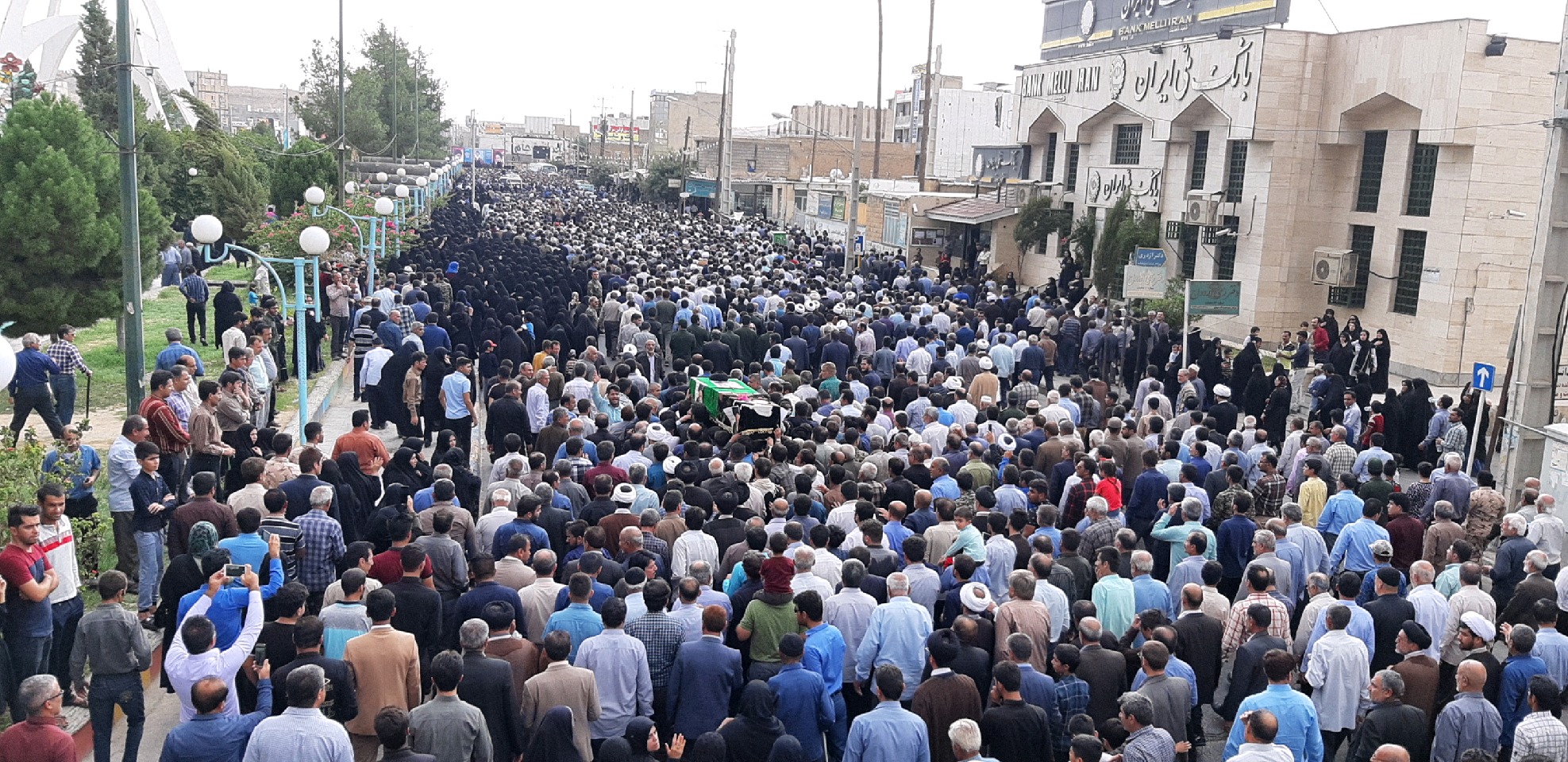 تشییع پیکر مطهر آمیر احمد تقوی در دهدشت تشییع پیکر مطهر آمیر احمد تقوی در دهدشت