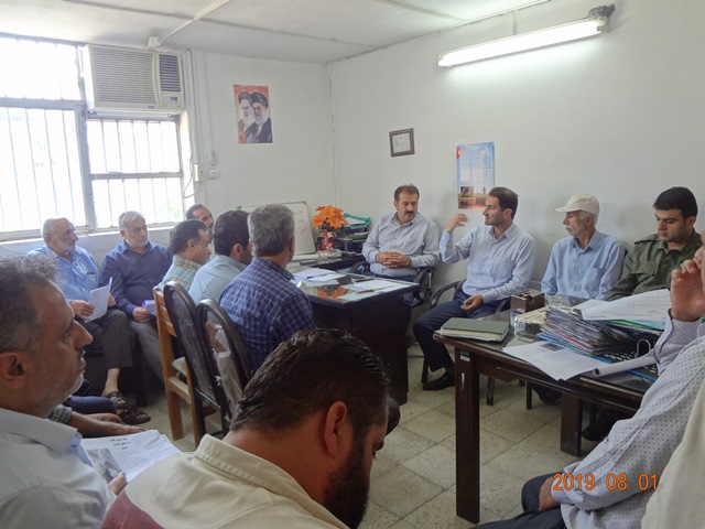 آموزش کشاورزان سیاهکلی برای آتش نزدن کاه و کلش