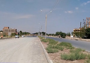 بلوار نیمه آسفالت در کرمان! + فیلم