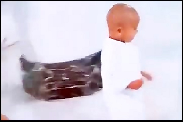 با نمک&zwnj;ترین حاجی در مراسم حج +فیلم