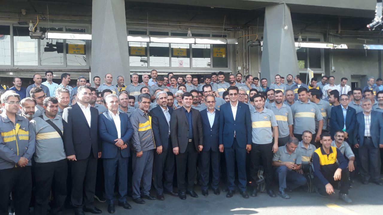 رونمایی از نوسازی ناوگان موتوری موزعین شبکه پستی