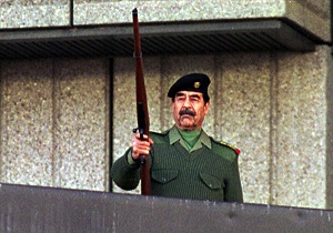 انگلیس به پزشک شکنجه&zwnj;گر صدام حسین پناهندگی داد